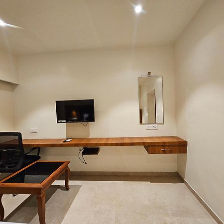 Hotel Pl Grand Karaikkudi Εξωτερικό φωτογραφία
