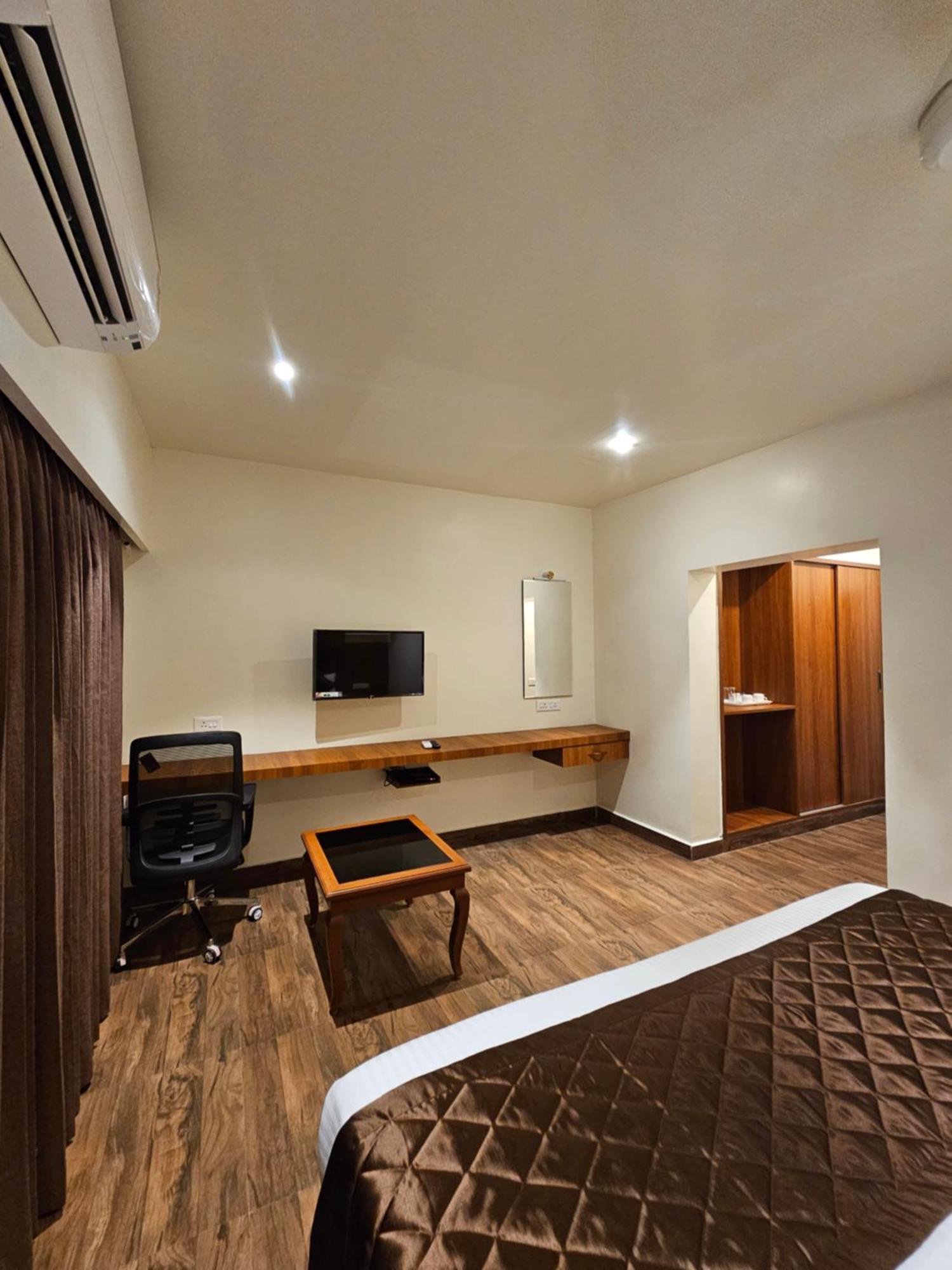 Hotel Pl Grand Karaikkudi Εξωτερικό φωτογραφία