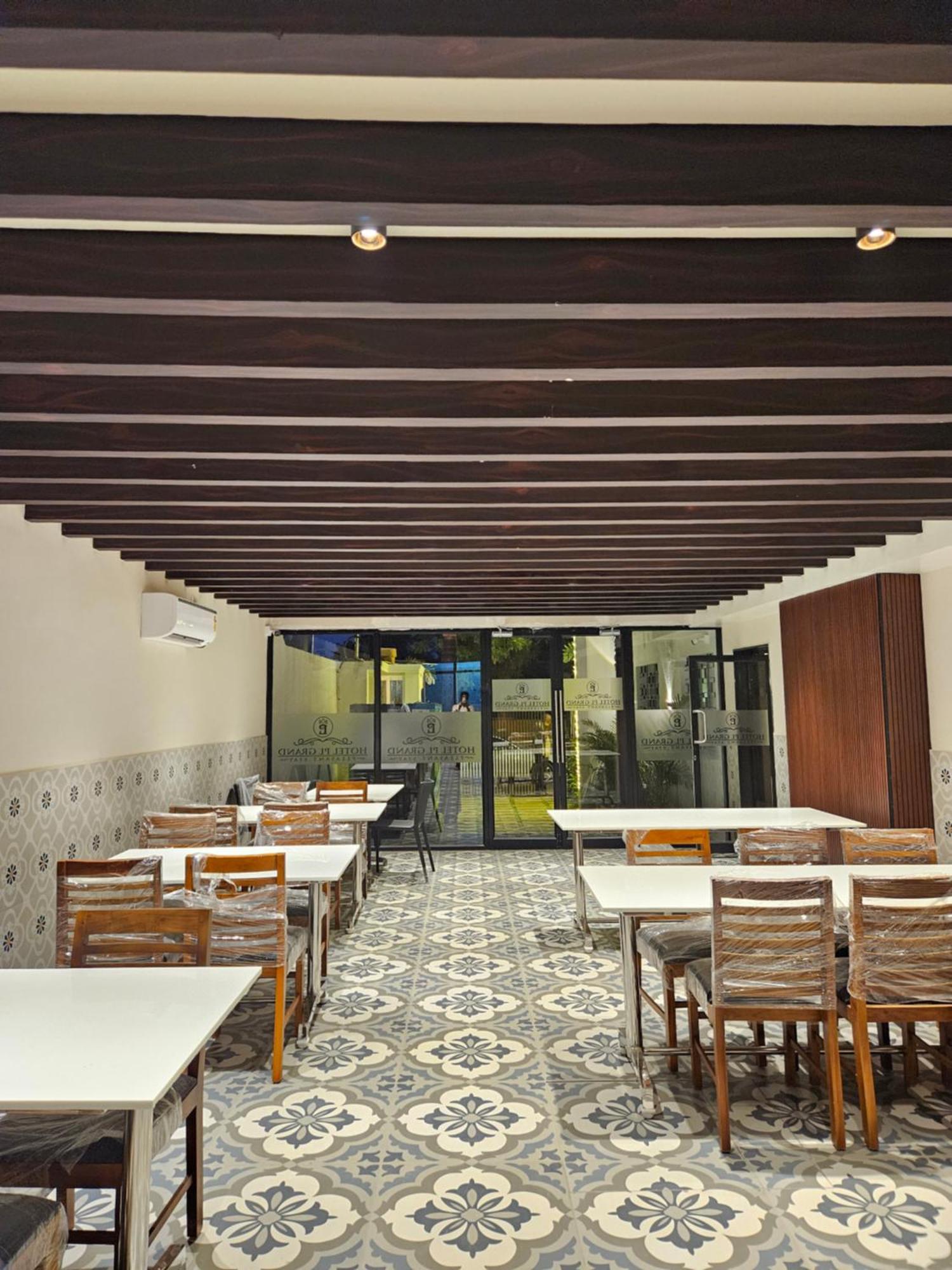 Hotel Pl Grand Karaikkudi Εξωτερικό φωτογραφία